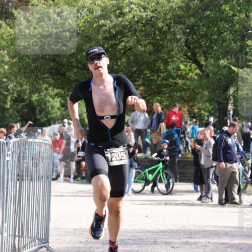14.09.2025 - Stadtparktriathlon Strokosch-Dieckow http://msf.ph/oto/8890377 14.09.2025 12:58:30 Ziel 1205 meine-sportfotos.de