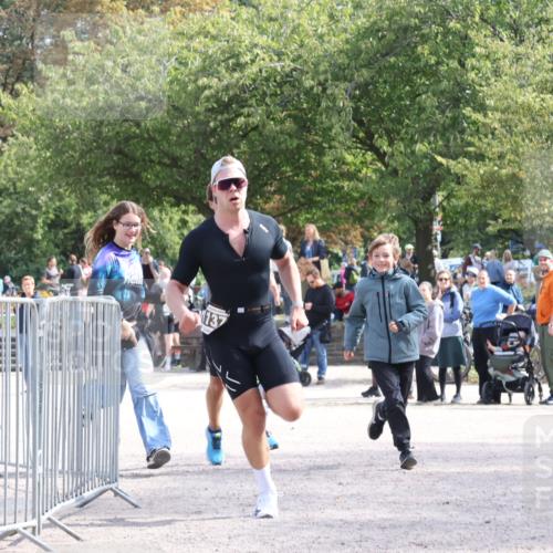 14.09.2025 - Stadtparktriathlon Strokosch-Dieckow http://msf.ph/oto/8890389 14.09.2025 12:59:35 Ziel 1137, 1144, 1171 meine-sportfotos.de