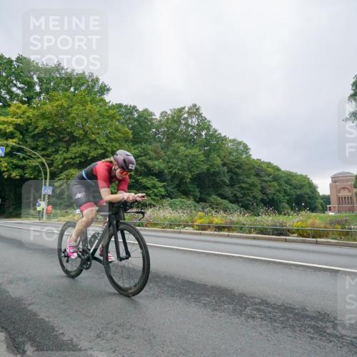 14.09.2025 - Stadtparktriathlon Michael Burmester http://msf.ph/oto/8890391 14.09.2025 09:40:12 Radfahren 454, 464, 481, 482 meine-sportfotos.de
