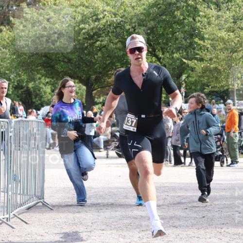 14.09.2025 - Stadtparktriathlon Strokosch-Dieckow http://msf.ph/oto/8890392 14.09.2025 12:59:35 Ziel 1137, 1144, 1171 meine-sportfotos.de