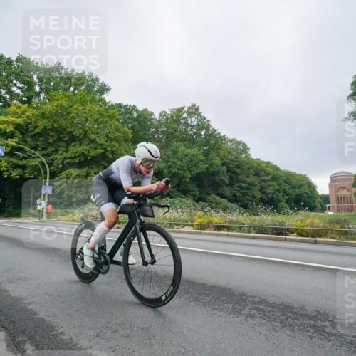 14.09.2025 - Stadtparktriathlon Michael Burmester http://msf.ph/oto/8890397 14.09.2025 09:40:23 Radfahren 443, 447, 473, 475, 481, 483, 486 meine-sportfotos.de