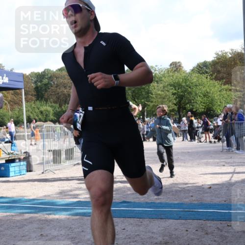 14.09.2025 - Stadtparktriathlon Strokosch-Dieckow http://msf.ph/oto/8890401 14.09.2025 12:59:37 Ziel 1137, 1144, 1171 meine-sportfotos.de