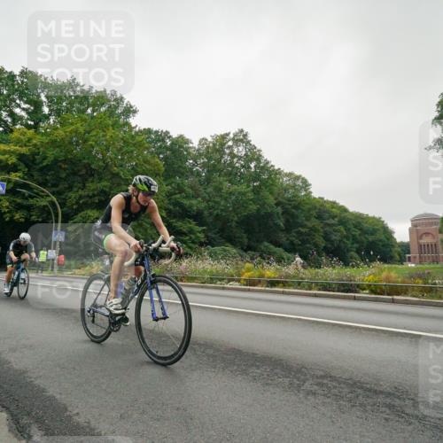 14.09.2025 - Stadtparktriathlon Michael Burmester http://msf.ph/oto/8890491 14.09.2025 09:47:34 Radfahren 443, 447, 475, 481, 495 meine-sportfotos.de