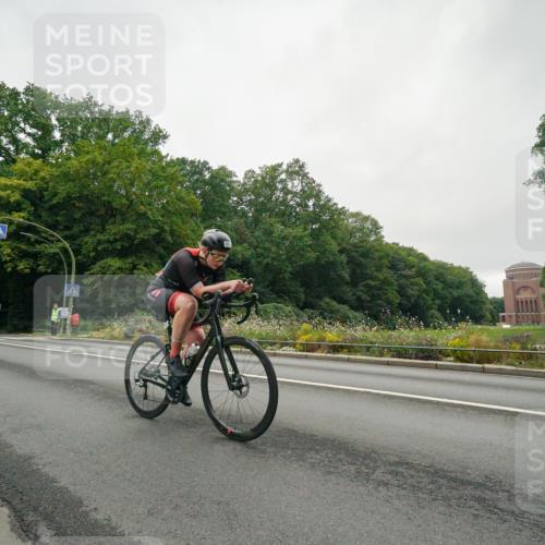 14.09.2025 - Stadtparktriathlon Michael Burmester http://msf.ph/oto/8890495 14.09.2025 09:47:46 Radfahren 483, 488, 503 meine-sportfotos.de