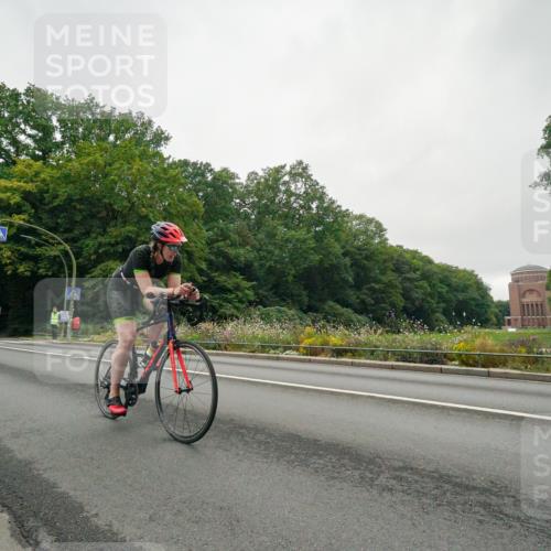 14.09.2025 - Stadtparktriathlon Michael Burmester http://msf.ph/oto/8890496 14.09.2025 09:47:48 Radfahren 483, 488, 503 meine-sportfotos.de