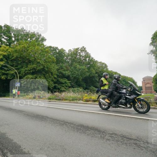 14.09.2025 - Stadtparktriathlon Michael Burmester http://msf.ph/oto/8890527 14.09.2025 09:50:43 Radfahren 498, 594 meine-sportfotos.de