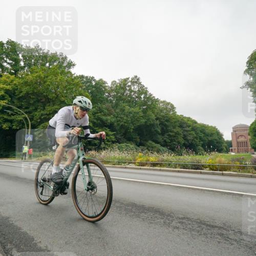 14.09.2025 - Stadtparktriathlon Michael Burmester http://msf.ph/oto/8890535 14.09.2025 09:50:59 Radfahren 504, 528, 563, 580, 610 meine-sportfotos.de