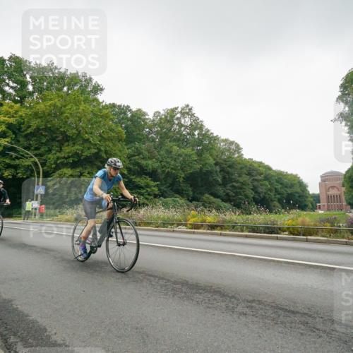 14.09.2025 - Stadtparktriathlon Michael Burmester http://msf.ph/oto/8890632 14.09.2025 09:56:41 Radfahren 440, 517, 535, 553, 619 meine-sportfotos.de