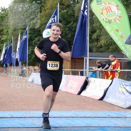 14.09.2025 - Airport Race Strokosch-Dieckow http://msf.ph/oto/8890944 14.09.2025 13:10:35 Ziel 1160, 1238 meine-sportfotos.de