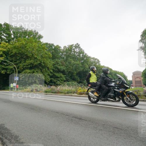 14.09.2025 - Stadtparktriathlon Michael Burmester http://msf.ph/oto/8890999 14.09.2025 10:17:12 Radfahren 525, 630, 660 meine-sportfotos.de
