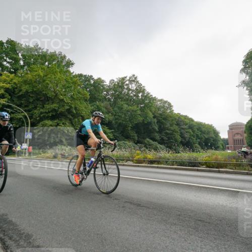14.09.2025 - Stadtparktriathlon Michael Burmester http://msf.ph/oto/8891022 14.09.2025 10:18:53 Radfahren 514, 577, 659 meine-sportfotos.de