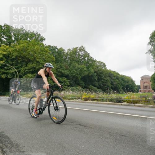 14.09.2025 - Stadtparktriathlon Michael Burmester http://msf.ph/oto/8891149 14.09.2025 10:23:31 Radfahren 517, 555, 573, 587, 607, 608, 618, 624, 626, 642, 647, 706 meine-sportfotos.de