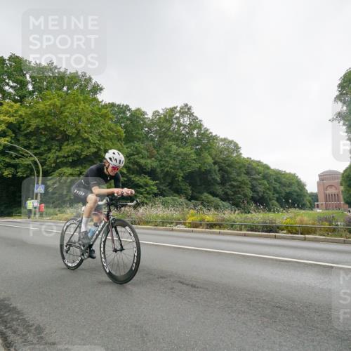 14.09.2025 - Stadtparktriathlon Michael Burmester http://msf.ph/oto/8891206 14.09.2025 10:25:58 Radfahren 513, 523, 616, 638, 662, 674, 676 meine-sportfotos.de