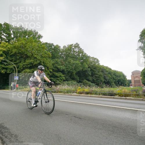 14.09.2025 - Stadtparktriathlon Michael Burmester http://msf.ph/oto/8891304 14.09.2025 10:30:16 Radfahren 509, 515, 590, 637 meine-sportfotos.de