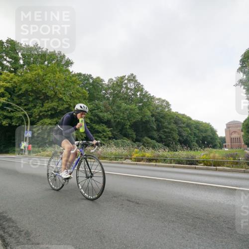 14.09.2025 - Stadtparktriathlon Michael Burmester http://msf.ph/oto/8891327 14.09.2025 10:31:05 Radfahren 521, 533, 546, 624, 636, 687, 706, 712, 714 meine-sportfotos.de