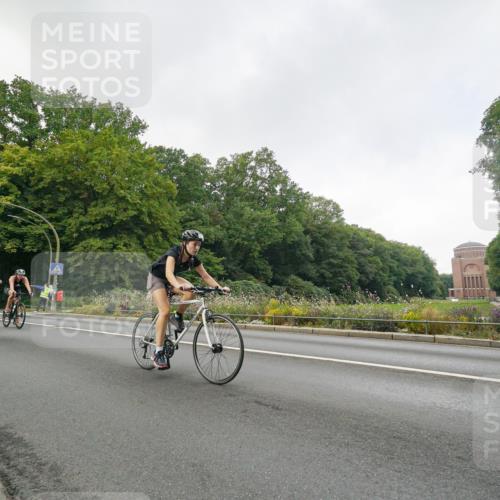 14.09.2025 - Stadtparktriathlon Michael Burmester http://msf.ph/oto/8891330 14.09.2025 10:31:08 Radfahren 533, 546, 553, 624, 636, 687, 706, 714 meine-sportfotos.de