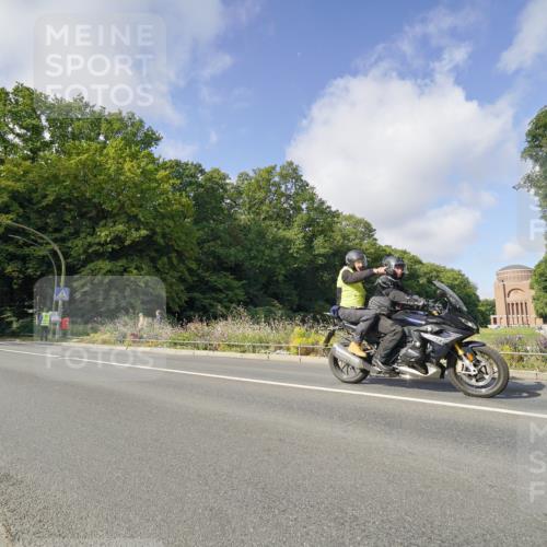14.09.2025 - Stadtparktriathlon Michael Burmester http://msf.ph/oto/8891792 14.09.2025 10:45:42 Radfahren 622, 686, 688, 761 meine-sportfotos.de