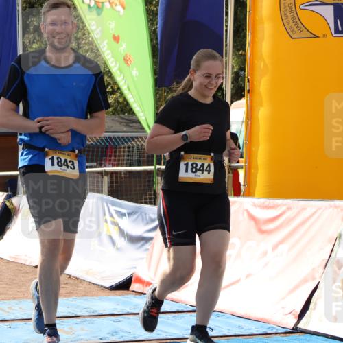 14.09.2025 - Airport Race Strokosch-Dieckow http://msf.ph/oto/8892168 14.09.2025 13:26:08 Ziel 1843, 1844 meine-sportfotos.de