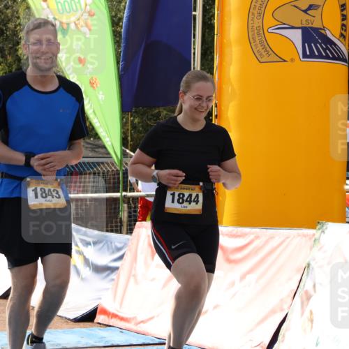 14.09.2025 - Airport Race Strokosch-Dieckow http://msf.ph/oto/8892174 14.09.2025 13:26:09 Ziel 1843, 1844 meine-sportfotos.de