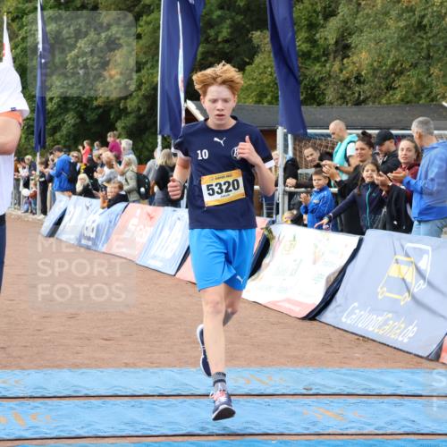 14.09.2025 - Airport Race Strokosch-Dieckow http://msf.ph/oto/8892329 14.09.2025 11:59:23 Ziel 5049, 5320, 5462 meine-sportfotos.de