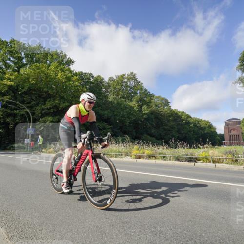 14.09.2025 - Stadtparktriathlon Michael Burmester http://msf.ph/oto/8892383 14.09.2025 11:06:25 Radfahren 791, 800, 873, 889, 917 meine-sportfotos.de
