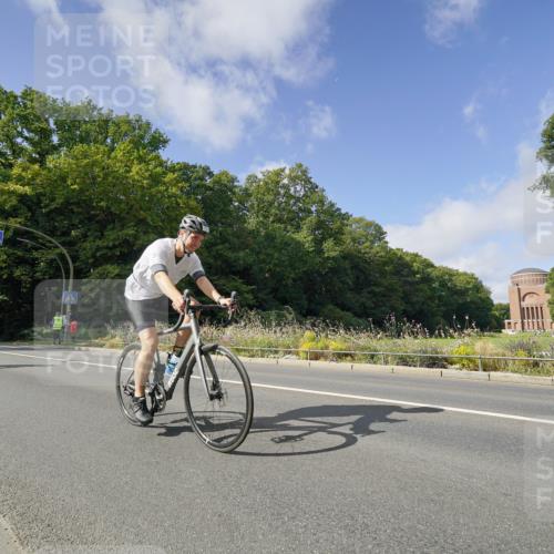 14.09.2025 - Stadtparktriathlon Michael Burmester http://msf.ph/oto/8892468 14.09.2025 11:10:05 Radfahren 762, 779, 797, 806, 849, 888 meine-sportfotos.de
