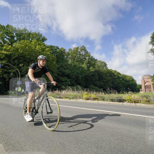 14.09.2025 - Stadtparktriathlon Michael Burmester http://msf.ph/oto/8892564 14.09.2025 11:14:34 Radfahren 791, 862, 871 meine-sportfotos.de