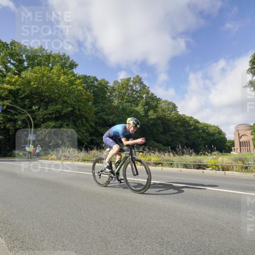 14.09.2025 - Stadtparktriathlon Michael Burmester http://msf.ph/oto/8892566 14.09.2025 11:14:37 Radfahren 791, 862, 871 meine-sportfotos.de
