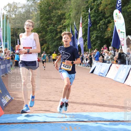 14.09.2025 - Airport Race Strokosch-Dieckow http://msf.ph/oto/8892683 14.09.2025 12:01:28 Ziel 725, 2079, 4037, 4233 meine-sportfotos.de