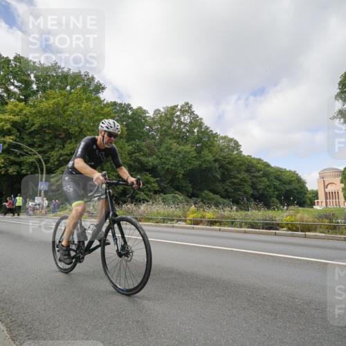 14.09.2025 - Stadtparktriathlon Michael Burmester http://msf.ph/oto/8892694 14.09.2025 11:20:23 Radfahren 772, 853, 859, 865, 872 meine-sportfotos.de