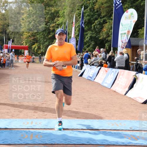 14.09.2025 - Airport Race Strokosch-Dieckow http://msf.ph/oto/8892765 14.09.2025 12:02:04 Ziel 5041, 5044, 5243 meine-sportfotos.de
