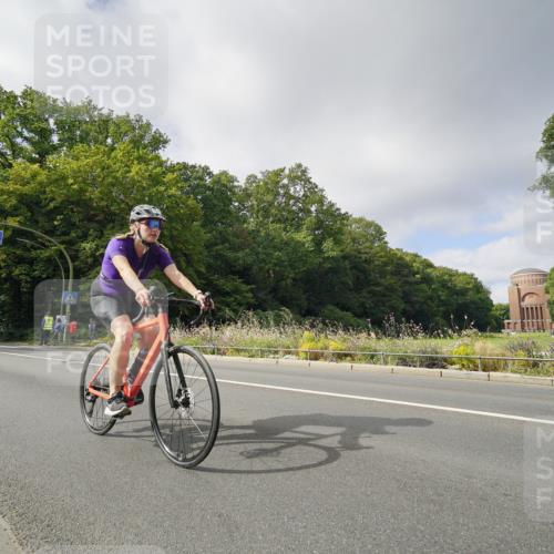 14.09.2025 - Stadtparktriathlon Michael Burmester http://msf.ph/oto/8892902 14.09.2025 11:28:48 Radfahren 871, 938, 973, 982, 984, 989, 1018, 1019 meine-sportfotos.de