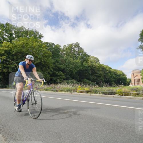 14.09.2025 - Stadtparktriathlon Michael Burmester http://msf.ph/oto/8892961 14.09.2025 11:31:42 Radfahren 876, 893, 895, 940, 958 meine-sportfotos.de