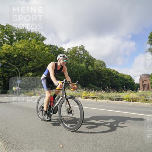 14.09.2025 - Stadtparktriathlon Michael Burmester http://msf.ph/oto/8893167 14.09.2025 11:40:23 Radfahren 968, 972, 1001, 1002, 1049, 1069 meine-sportfotos.de