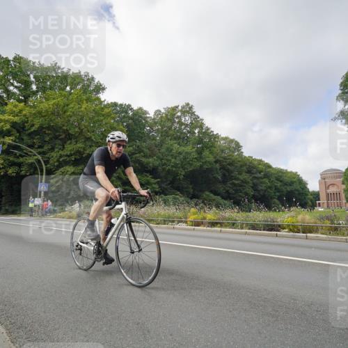 14.09.2025 - Stadtparktriathlon Michael Burmester http://msf.ph/oto/8893252 14.09.2025 11:43:05 Radfahren 789, 941, 976, 1008, 1055, 1057, 1119 meine-sportfotos.de