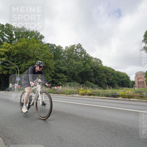 14.09.2025 - Stadtparktriathlon Michael Burmester http://msf.ph/oto/8893443 14.09.2025 11:50:55 Radfahren 936, 980, 1000, 1026, 1027, 1029, 1059, 1112 meine-sportfotos.de