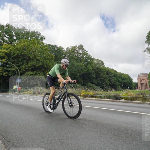 14.09.2025 - Stadtparktriathlon Michael Burmester http://msf.ph/oto/8893519 14.09.2025 11:53:42 Radfahren 981, 995, 1031, 1062, 1063, 1069 meine-sportfotos.de