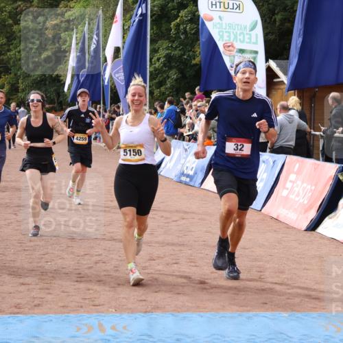 14.09.2025 - Airport Race Strokosch-Dieckow http://msf.ph/oto/8893596 14.09.2025 12:06:44 Ziel 4, 32, 1940, 4230, 4259, 5065, 5150, 5161 meine-sportfotos.de