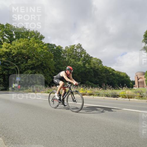 14.09.2025 - Stadtparktriathlon Michael Burmester http://msf.ph/oto/8893768 14.09.2025 11:55:33 Radfahren 955, 1049, 1072, 1091, 1092, 1116, 1168, 1186 meine-sportfotos.de