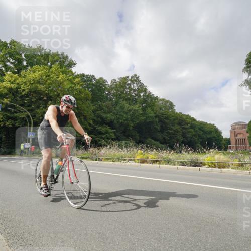 14.09.2025 - Stadtparktriathlon Michael Burmester http://msf.ph/oto/8893791 14.09.2025 11:56:11 Radfahren 1014, 1022, 1082, 1089, 1113, 1170, 1214 meine-sportfotos.de