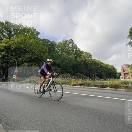 14.09.2025 - Stadtparktriathlon Michael Burmester http://msf.ph/oto/8893926 14.09.2025 12:00:54 Radfahren 994, 1011, 1031, 1064, 1210, 1220 meine-sportfotos.de