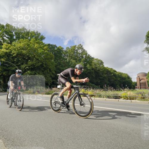 14.09.2025 - Stadtparktriathlon Michael Burmester http://msf.ph/oto/8893937 14.09.2025 12:01:14 Radfahren 1005, 1041, 1058, 1060, 1086, 1099, 1176, 1209 meine-sportfotos.de