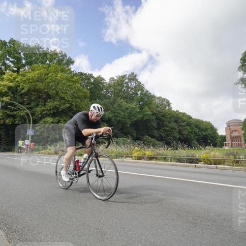 14.09.2025 - Stadtparktriathlon Michael Burmester http://msf.ph/oto/8894005 14.09.2025 12:03:40 Radfahren 1017, 1022, 1023, 1091, 1129, 1133, 1142, 1170, 1203, 1204, 1211 meine-sportfotos.de