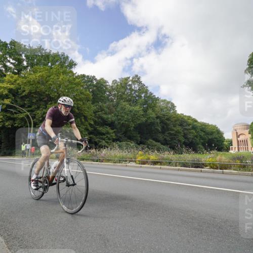 14.09.2025 - Stadtparktriathlon Michael Burmester http://msf.ph/oto/8894023 14.09.2025 12:04:19 Radfahren 1132, 1139, 1189, 1197, 1212, 1217 meine-sportfotos.de