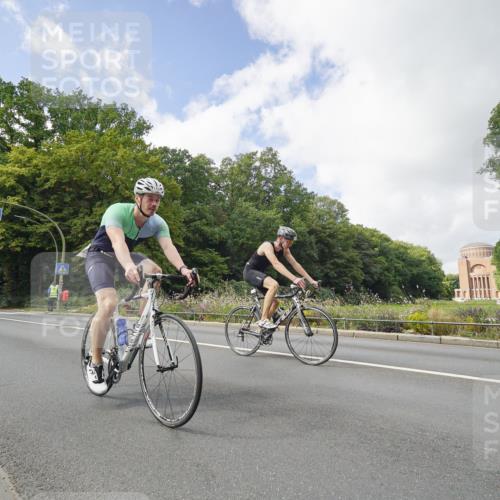 14.09.2025 - Stadtparktriathlon Michael Burmester http://msf.ph/oto/8894026 14.09.2025 12:04:25 Radfahren 1132, 1139, 1146, 1189, 1197, 1212 meine-sportfotos.de