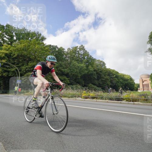 14.09.2025 - Stadtparktriathlon Michael Burmester http://msf.ph/oto/8894027 14.09.2025 12:04:27 Radfahren 1027, 1123, 1132, 1139, 1146, 1189, 1212 meine-sportfotos.de