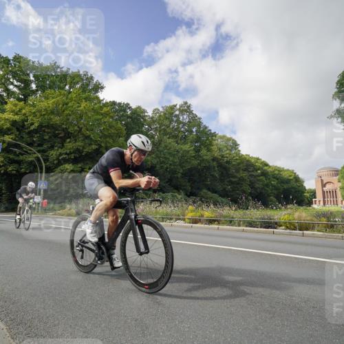 14.09.2025 - Stadtparktriathlon Michael Burmester http://msf.ph/oto/8894029 14.09.2025 12:04:33 Radfahren 1027, 1053, 1081, 1123, 1146, 1183, 1189, 1214 meine-sportfotos.de