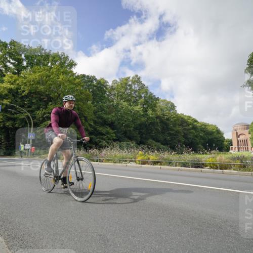 14.09.2025 - Stadtparktriathlon Michael Burmester http://msf.ph/oto/8894035 14.09.2025 12:04:37 Radfahren 1027, 1050, 1053, 1081, 1123, 1145, 1146, 1183, 1214 meine-sportfotos.de