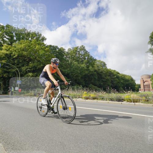 14.09.2025 - Stadtparktriathlon Michael Burmester http://msf.ph/oto/8894041 14.09.2025 12:04:50 Radfahren 1043, 1075, 1080, 1103, 1109, 1147 meine-sportfotos.de