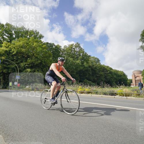 14.09.2025 - Stadtparktriathlon Michael Burmester http://msf.ph/oto/8894078 14.09.2025 12:05:59 Radfahren 1078, 1097, 1171, 1178, 1199, 1213 meine-sportfotos.de